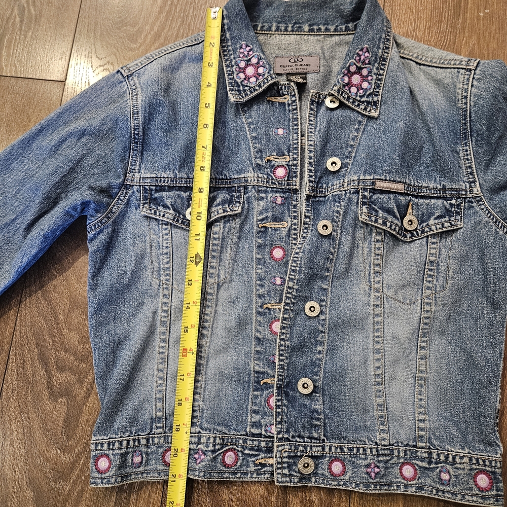 Buffalo Jean Vintage 90s Women's Embellished Embroidered Jean Jacket Size M - Picture 15 of 16